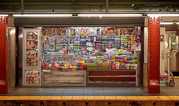newstand Penn Station